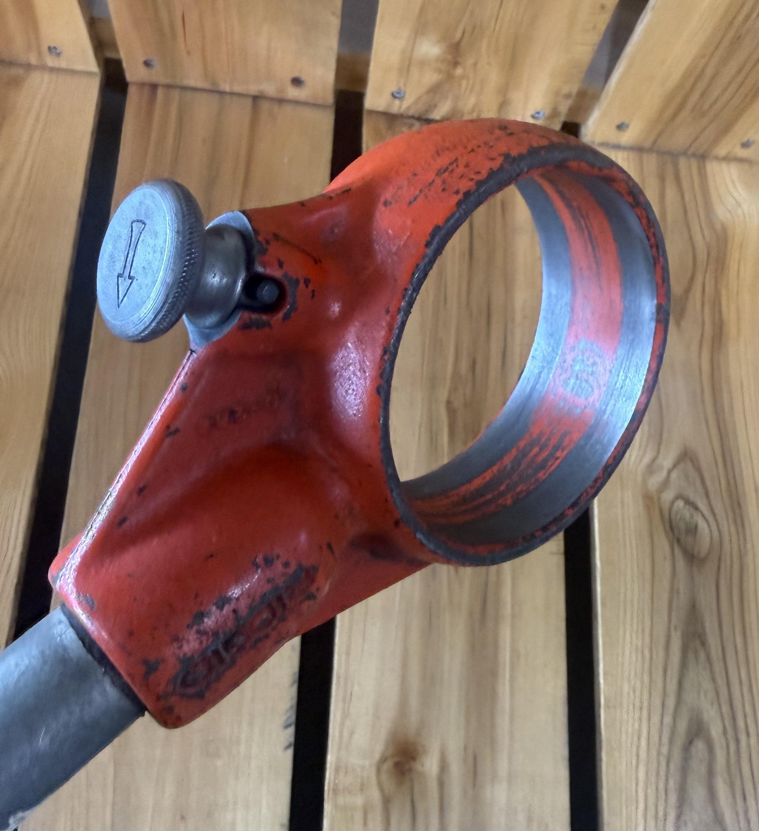 Where to find RATCHET, PIPE THREADER in Oakland